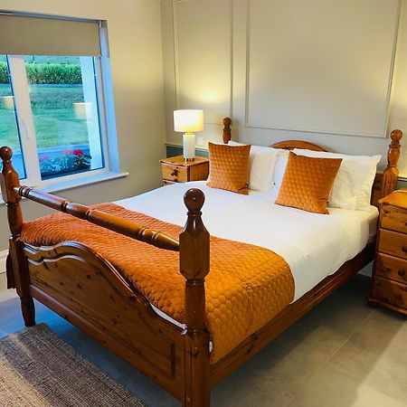 Country View House Otel Milltown  Dış mekan fotoğraf