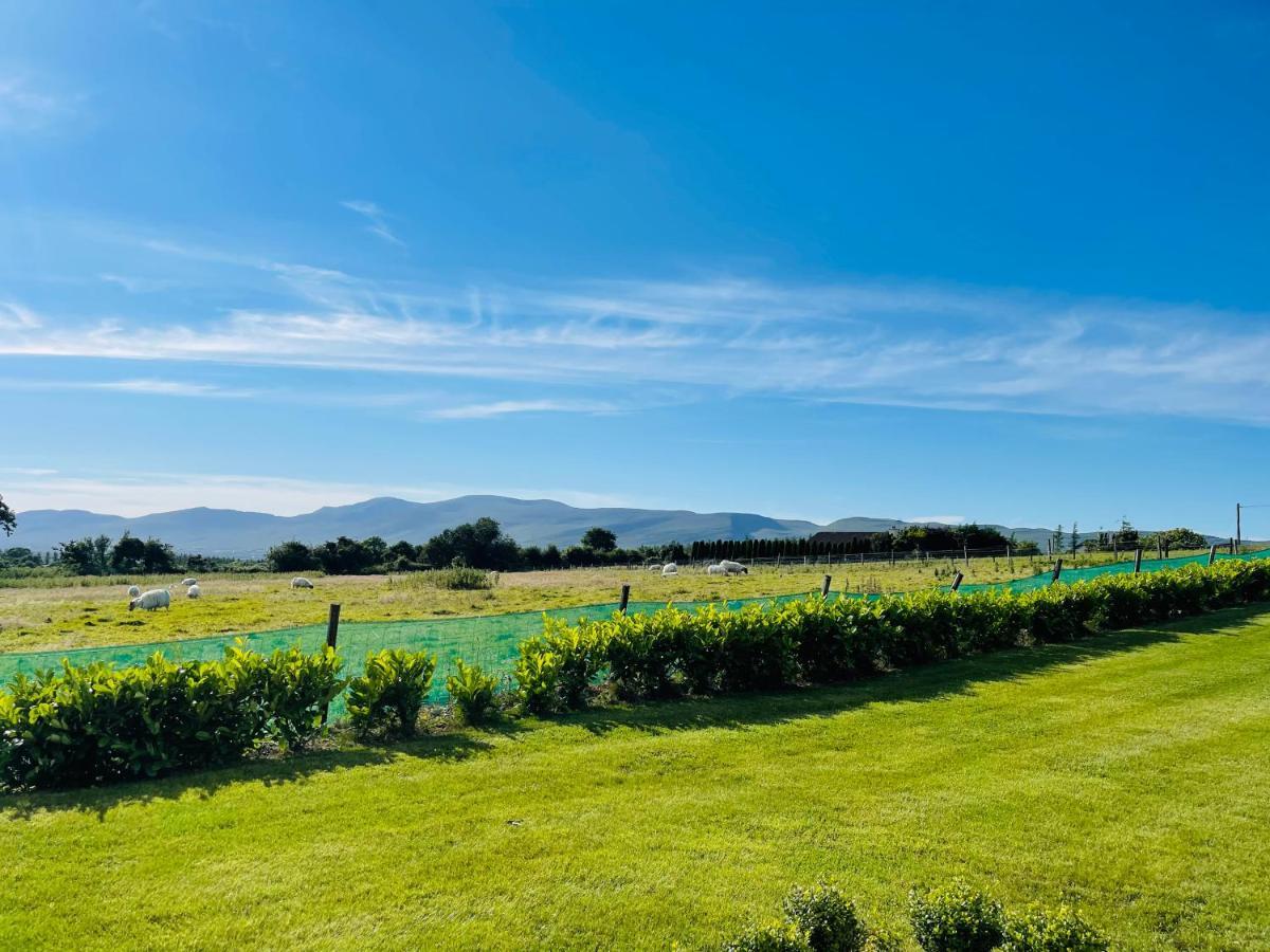 Country View House Otel Milltown  Dış mekan fotoğraf